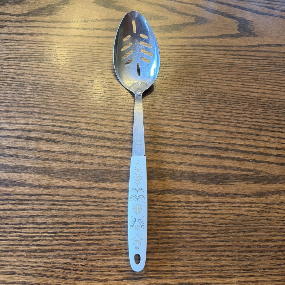 Vintage Flint Arrowhead Harvest Wheat Stainless Steel Slotted Spoon 12" USA